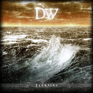 ����� EP Distorted World